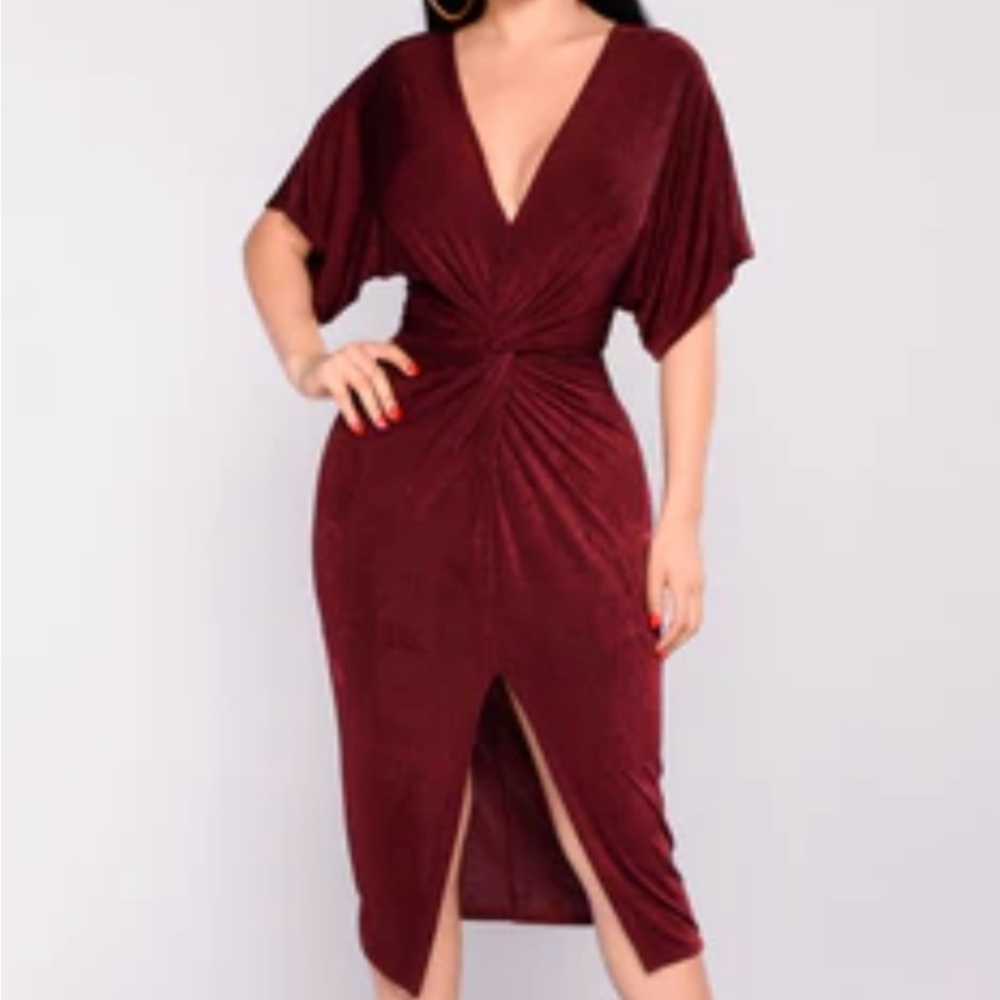 Fashion Nova Burgundy Maroon Short Sleeve Stretchy Venice Twist Front Dress